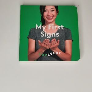 Lovevery My First Signs Book